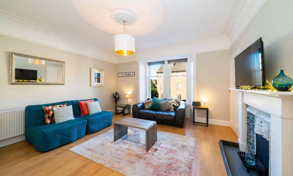 Broughty Ferry Apartment | Manor Place - Convenience and Style