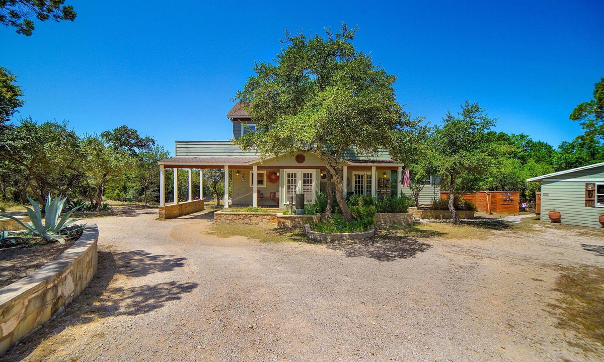 Belterra House | Manor - Spacious home, secluded yet close to everything