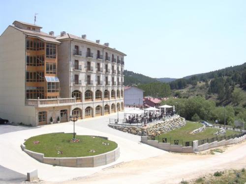 San Leonardo de Yague Hotel | Manrique de Lara