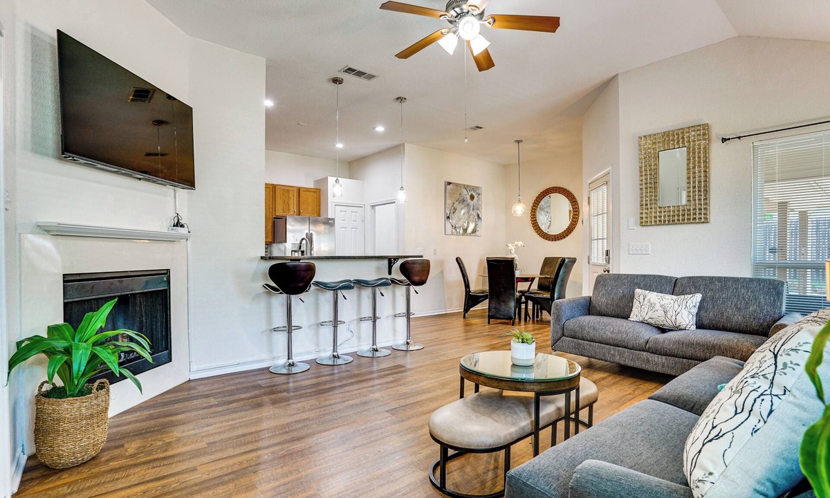 South Arlington House | Mansfield Gem Near DFW! 14 Mi to AT&T Stadium