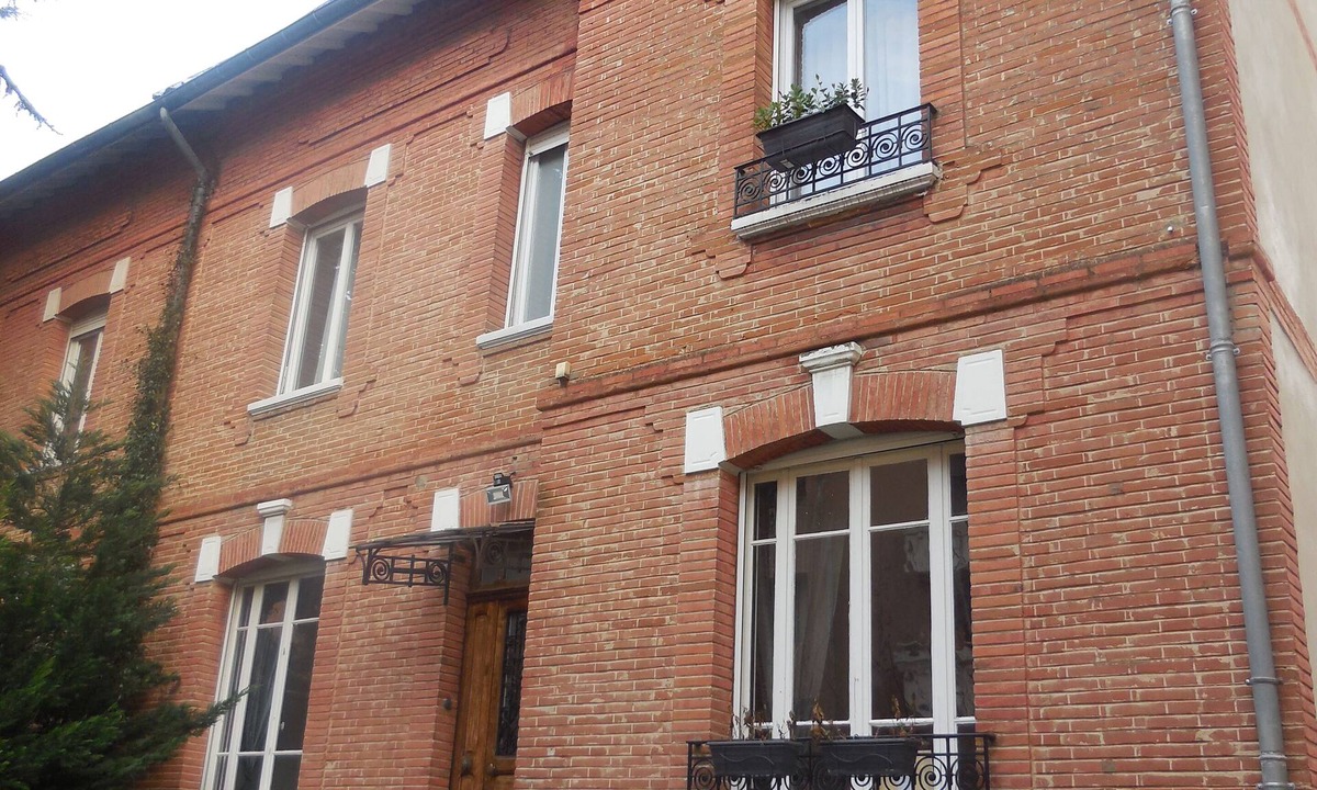 Saint - Michel House | Mansion downtown