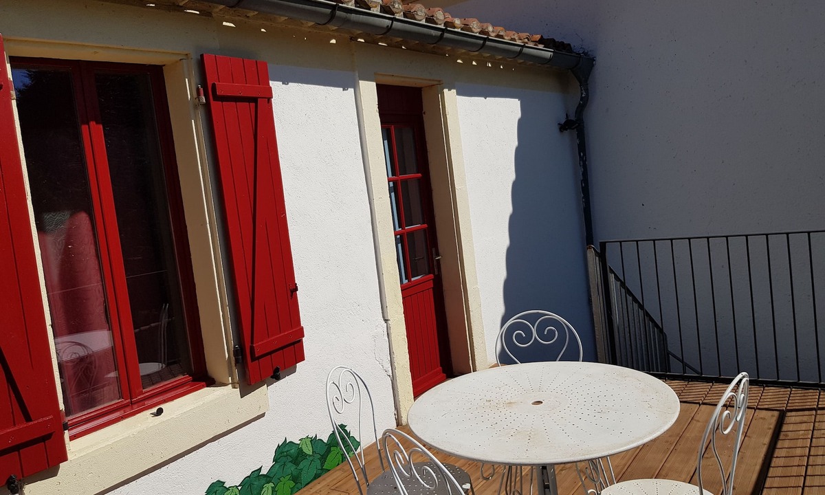 Pomas Apartment | MANSION IN GITE TRANFORMEE