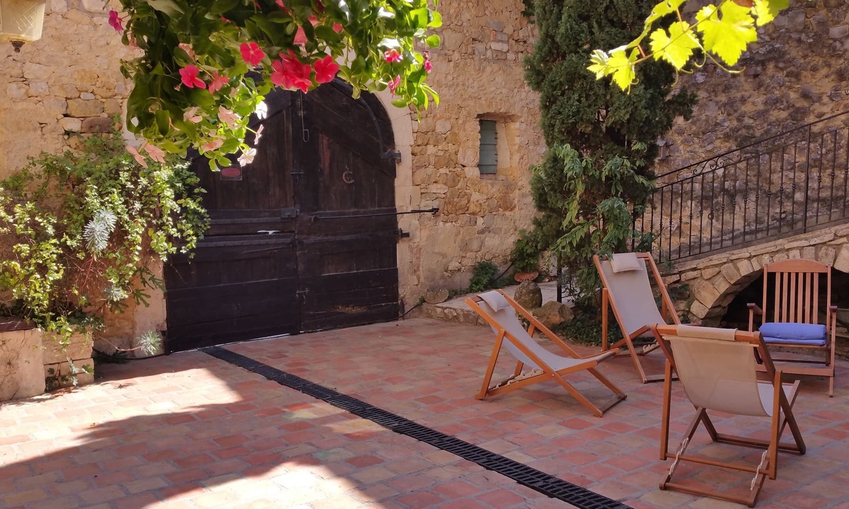 Lagorce House | Mansion - Lagorce