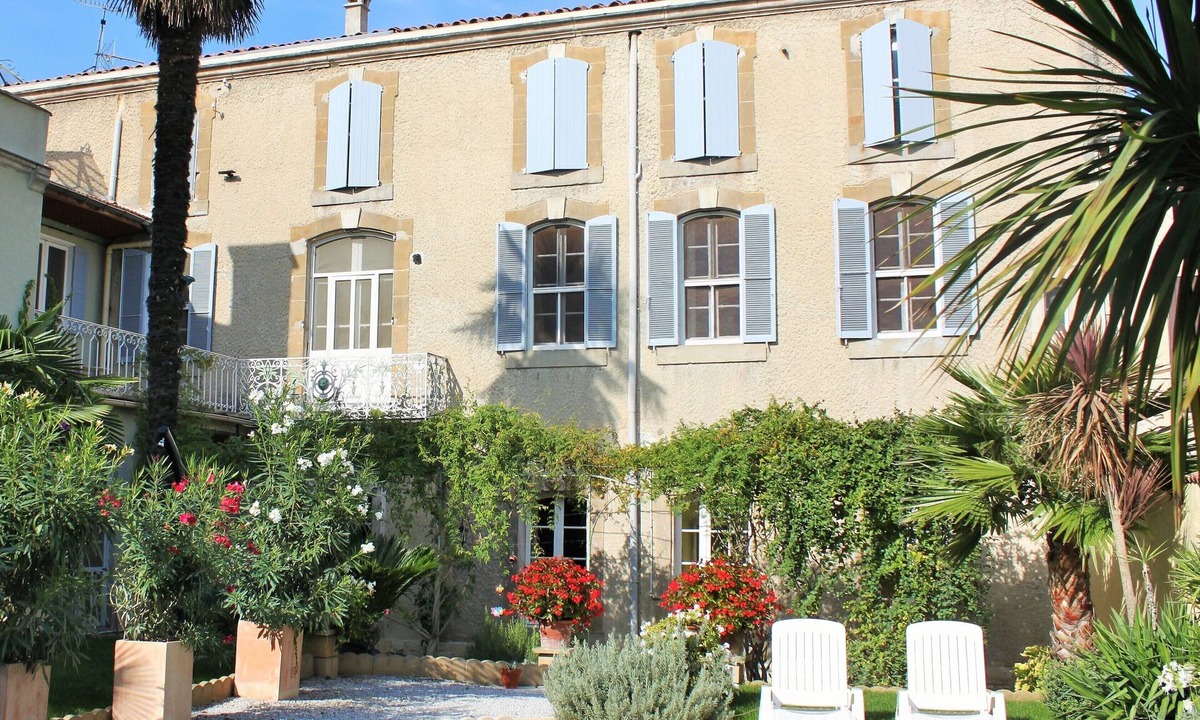 Bram House | Mansion with enclosed garden, PRIVATE Pool - near Carcassonne