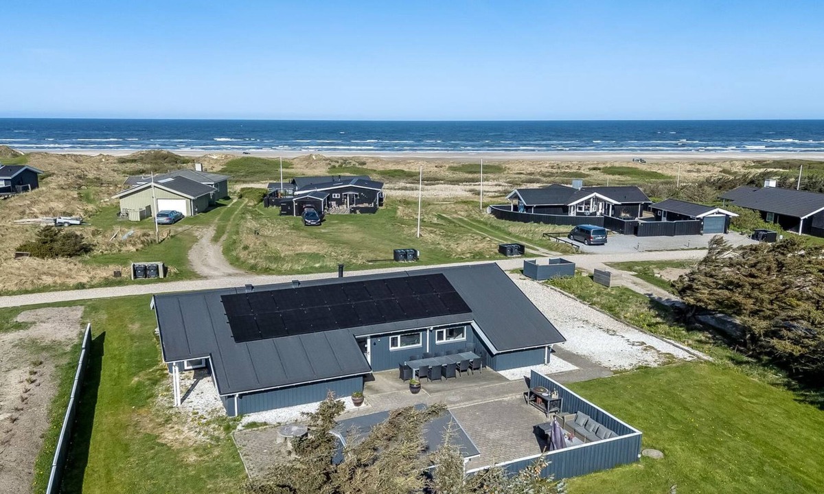Grønhøj House | "Månviva" - 250m from the sea by Interhome