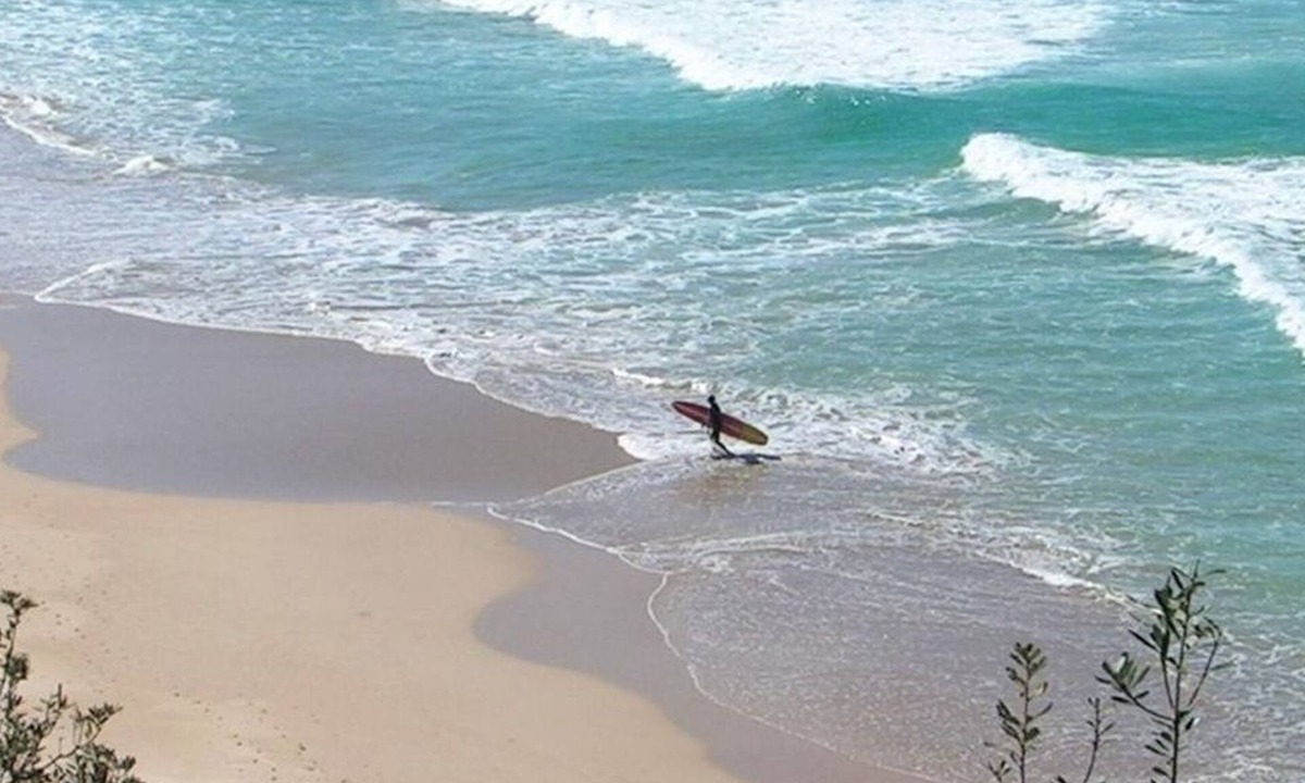 Manyana House | Manyana Beach Break absolute waterfront