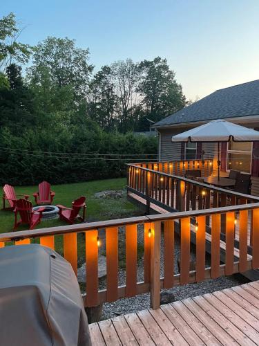 Miller Lake House | Maple Cottage - Cozy Cottage in Miller Lake