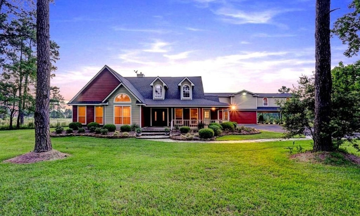 Tomball Bed & Breakfast | Maple Creek Bed and Breakfast
