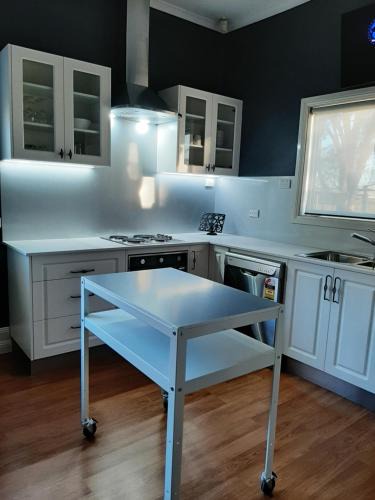 Butlers Falls House | Maple Leaf Cottage