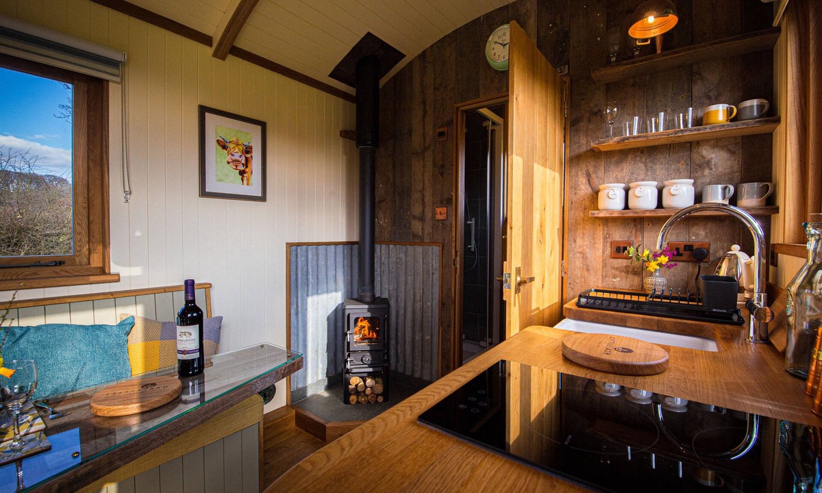 Trusham Cabin | Maple - Little Ash Luxury Shepherd's Hut