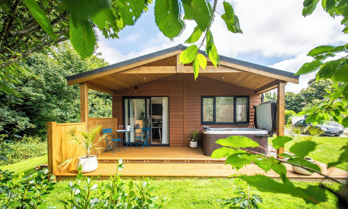 Gwinear Cottage | Maple Lodge