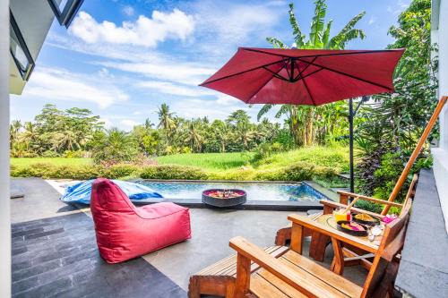 Kelusa Villa | Maple Ridge Ubud Villas with Rice Field View