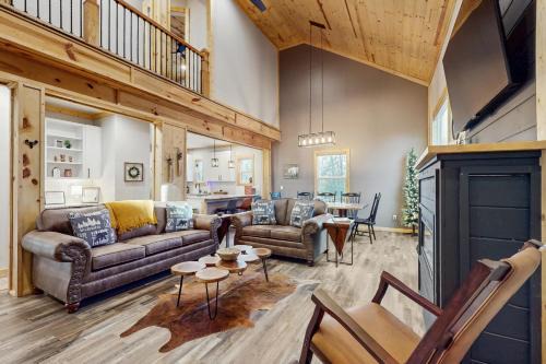 Ellijay House | Maple Summit