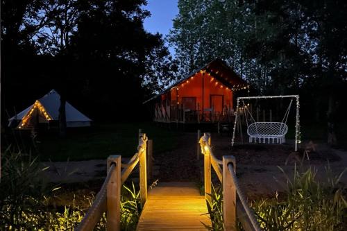 Gumley House | Marabou Safari Lodge