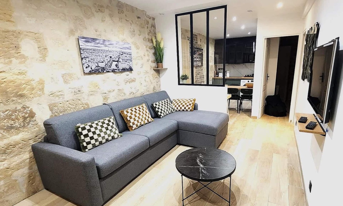 Quartier Sainte-Avoye Apartment | Marais Centre | Design & Trendy | 2suites 6pax