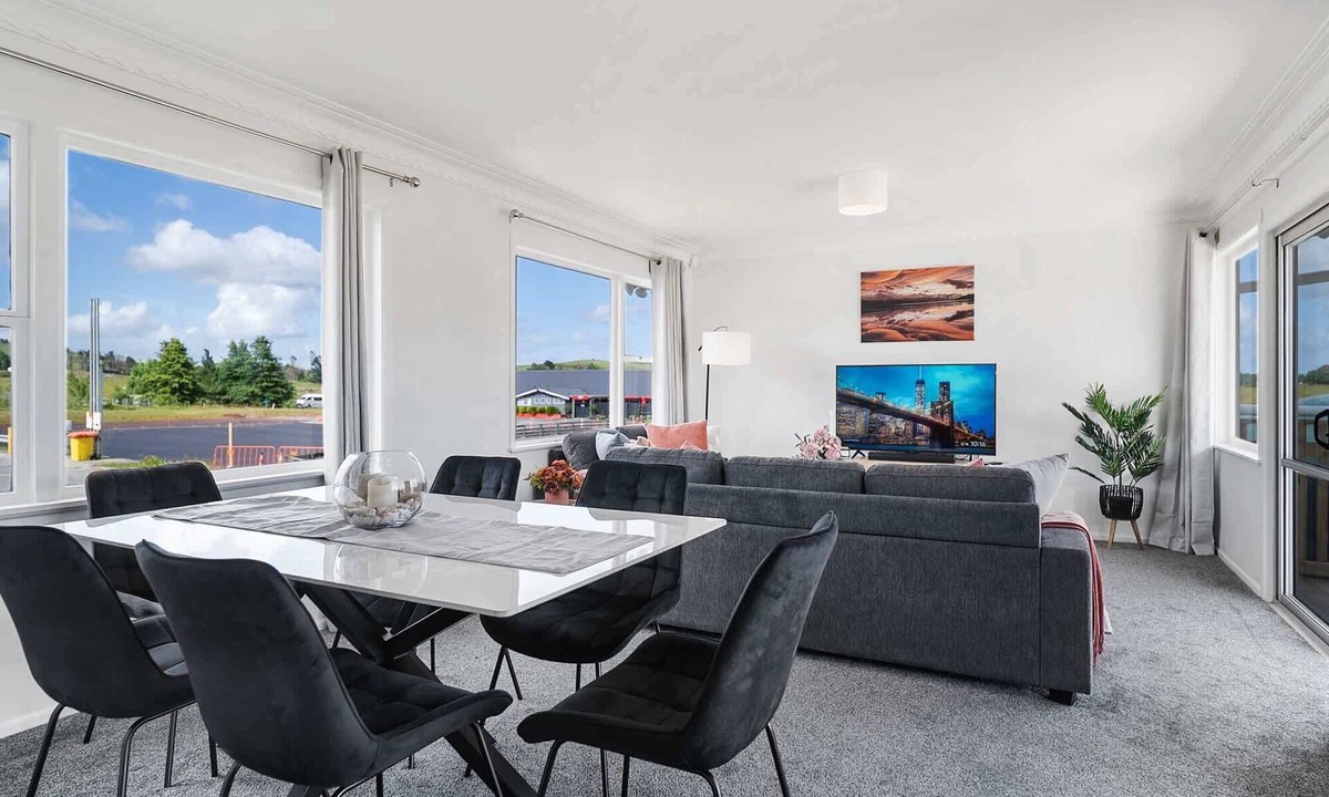 Maramarua House | Maramarua Views - 3-Bed Escape with Scenic Deck