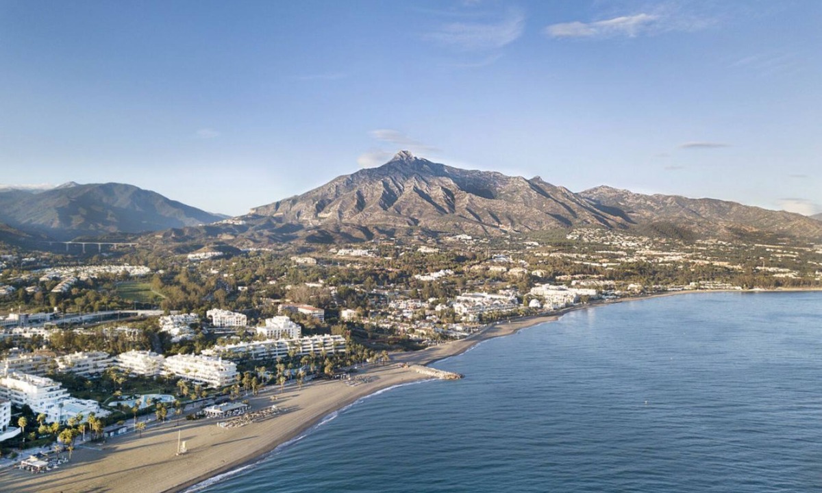 Marbella Ski Chalet | Marbella 22 Beach&Comfort just steps from the sea