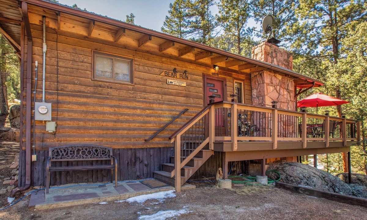 Woodland Park Cabin | March special new lower nightly rates.