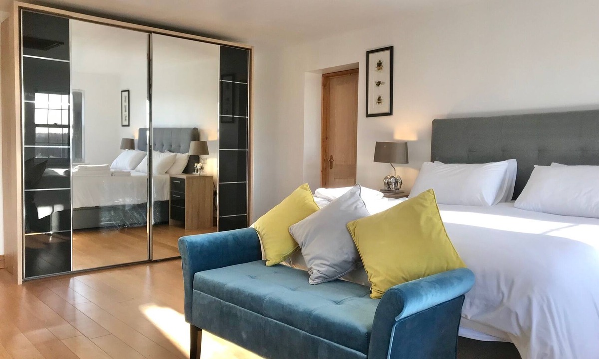 Ripley Bed & Breakfast | Marehay Hall Farm