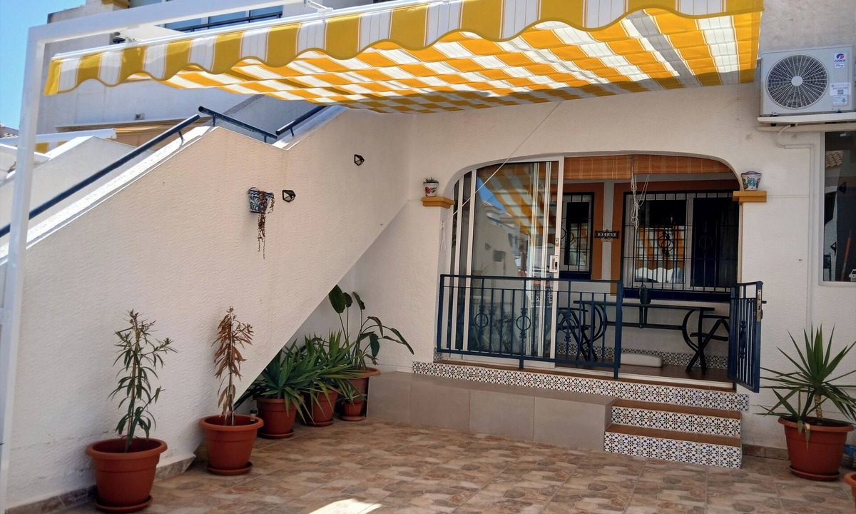 Monte Faro House | Marel, Bungalow en Urbanización con Piscina