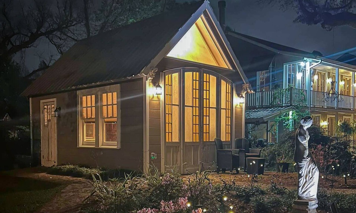 St. Gabriel Bed & Breakfast | Marguerite Bed and Breakfast