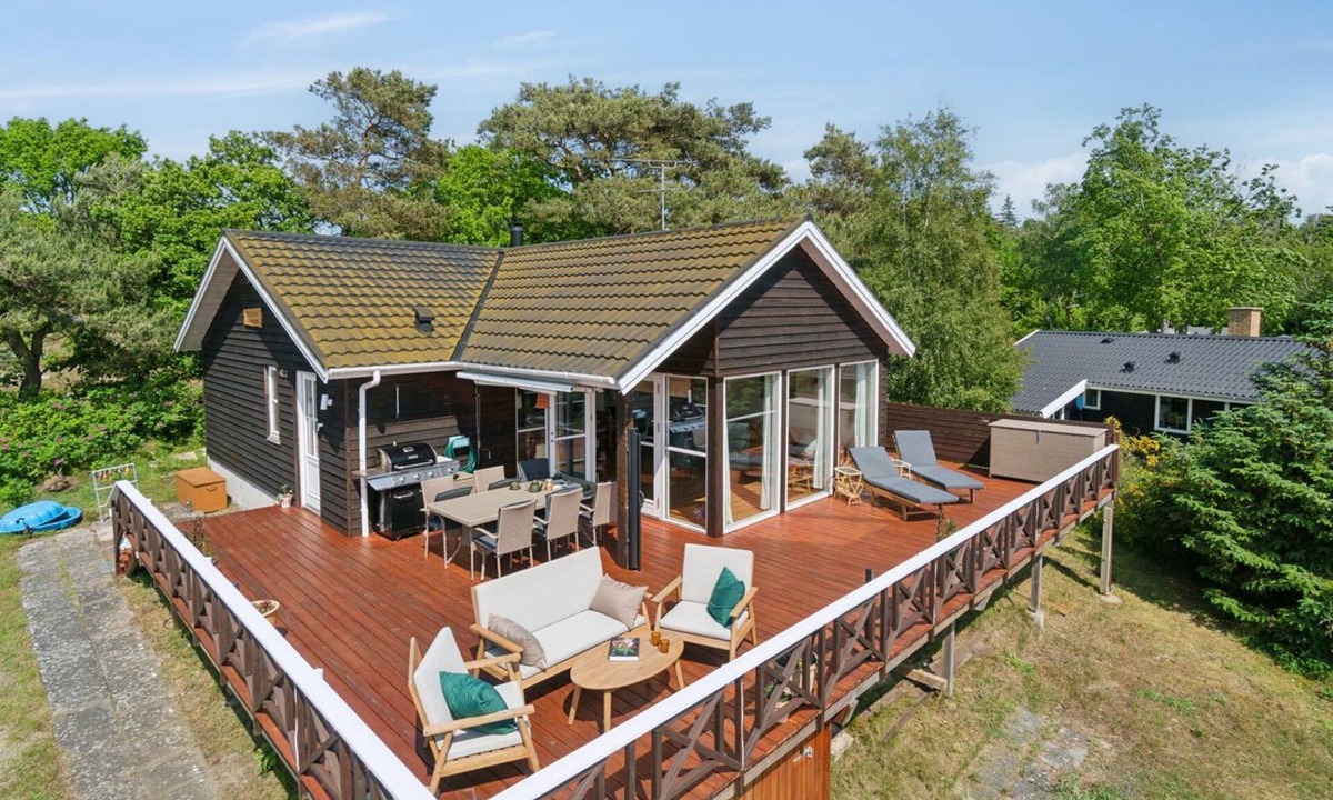 Boderne House | "Mariam" - 100m from the sea by Interhome
