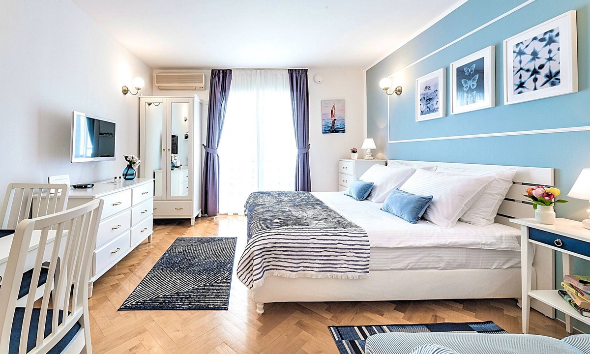 Babin Kuk Apartment | MariaSweetBlu-Studio Apartment with Balcony