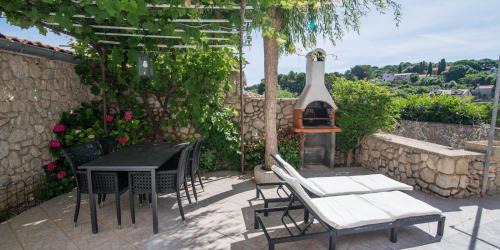 Veli Losinj Apartment | Marija
