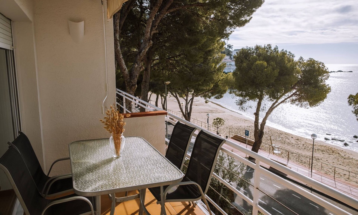 Almadraba-Canyelles Apartment | Marina 2 - One Bedroom Apartment, Sleeps 4