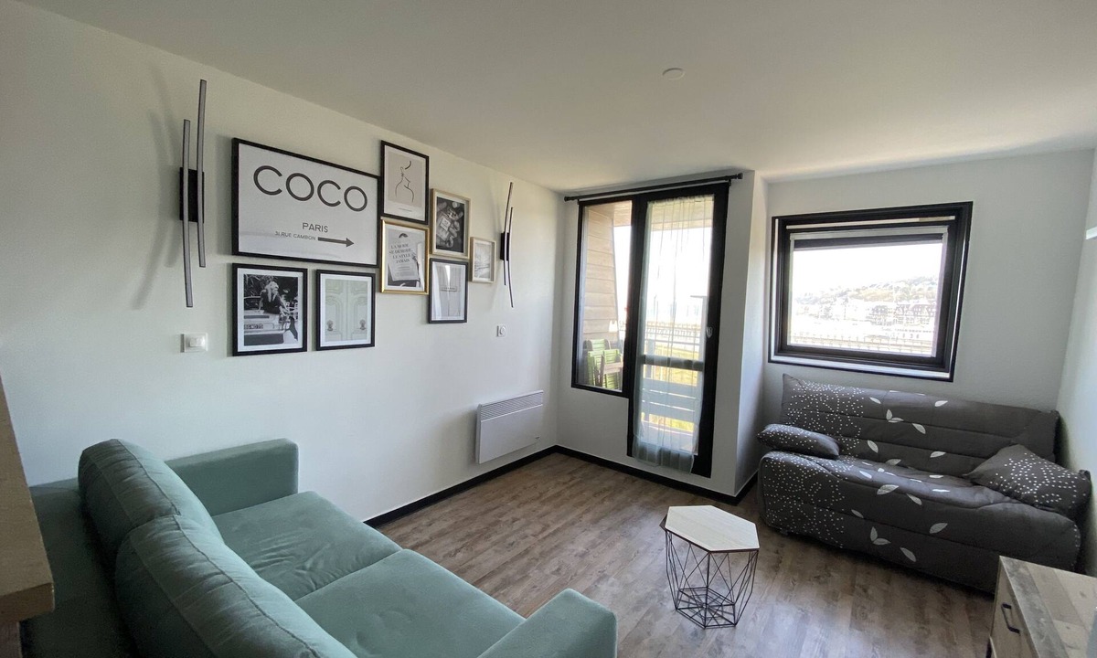 Deauville Apartment | Marina de Deauville, Cosy Home, panoramic sea view