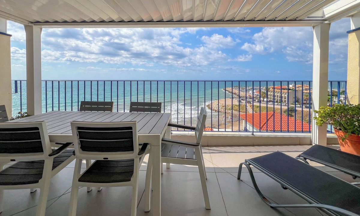 Sitges Apartment | Marina Duplex by Hello Homes Sitges
