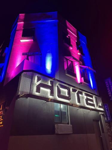 Bushwick Hotel | Marina Hotel Brooklyn-Broadway