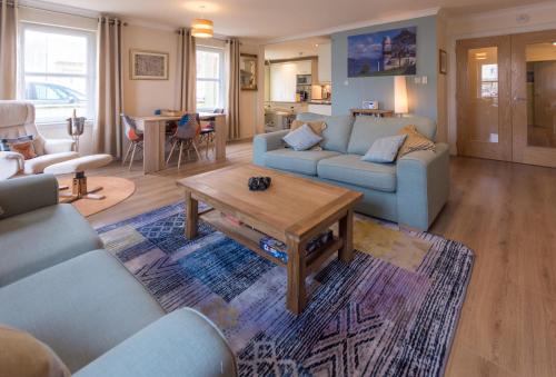Inverkip Apartment | Marina View Apartment