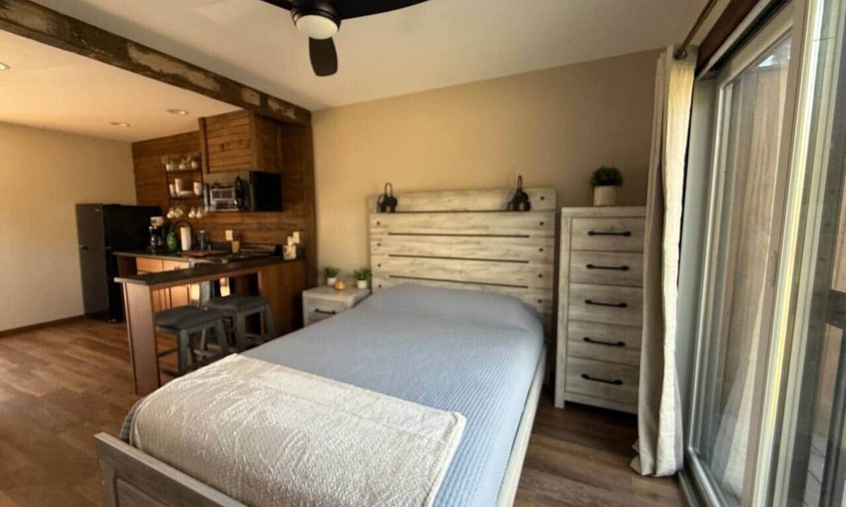 Wilson Apartment | Marina’s Monthly Main Stay #1