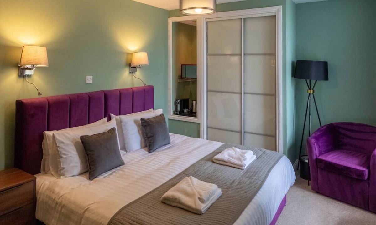 Thurso Hotel | Marine Aparthotel sleeps 2
