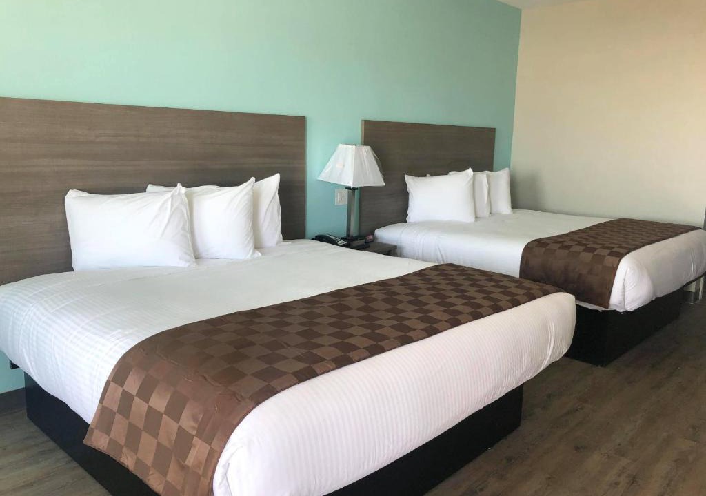 San Jacinto Hotel | Mariner Inn