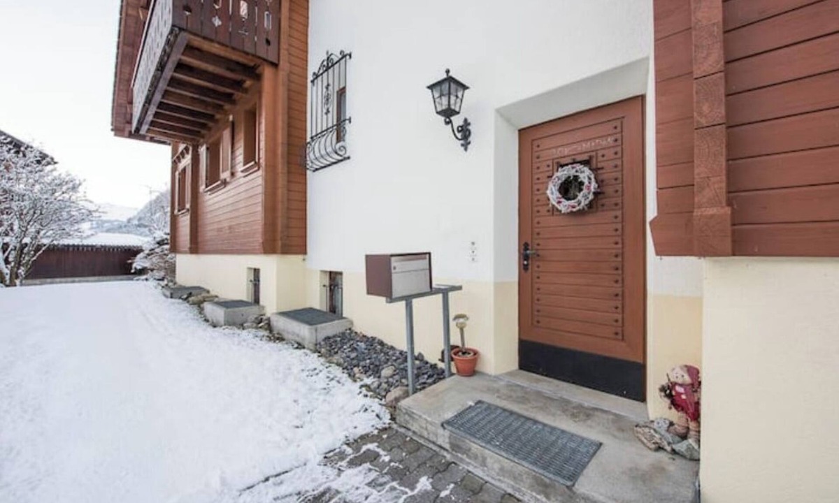 Fluehli Apartment | Maris apartment for up to 8 people :)