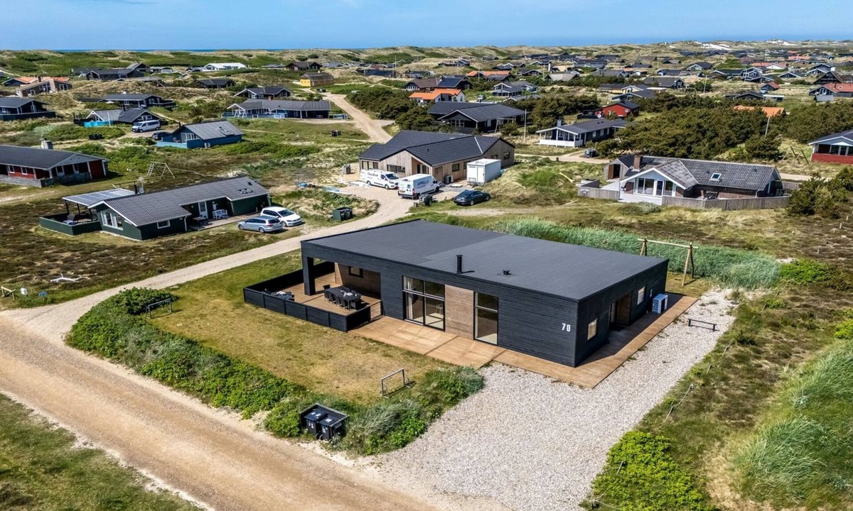 Bjerregard Strand House | "Marius" - 400m from the sea by Interhome