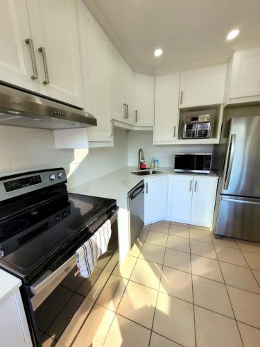 Brockton Village House | Mark & Ana Guest House