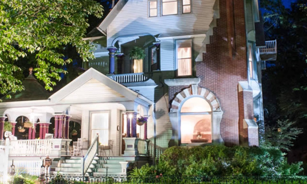 Taylorville Bed & Breakfast | Market Street Inn