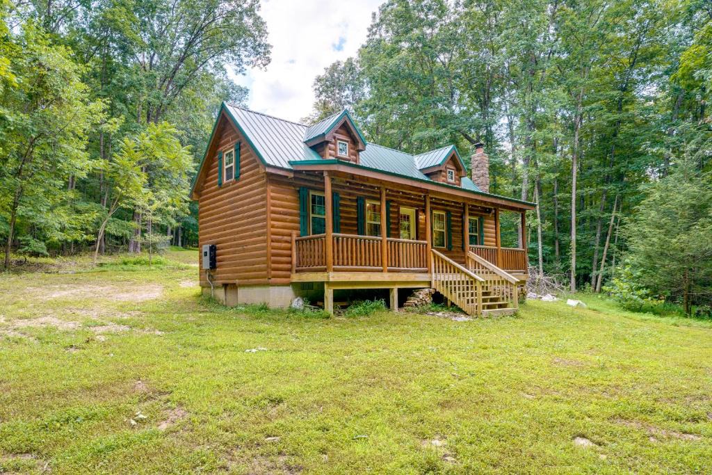 Marlinton House | Marlinton Cabin Rental w/Greenbrier River Access!