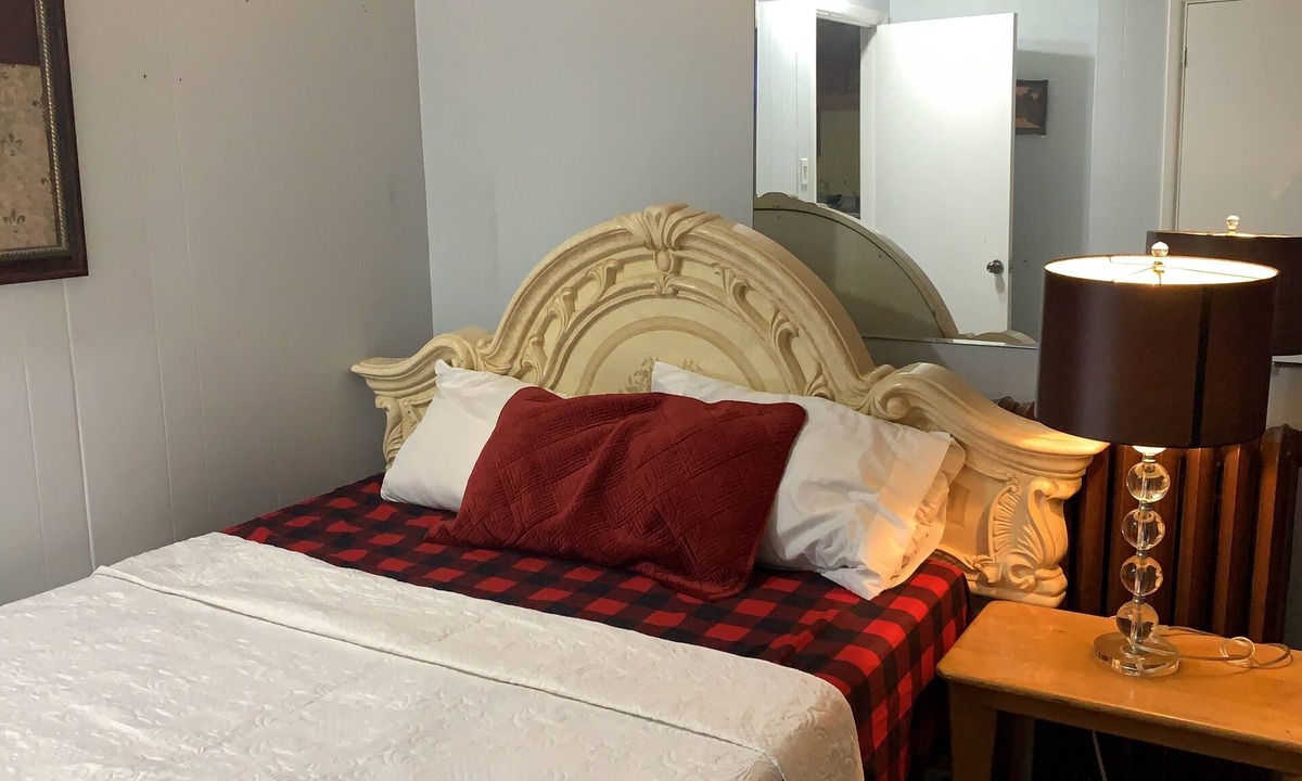 Marmora Apartment | Marmora and Lake Inn Apartment