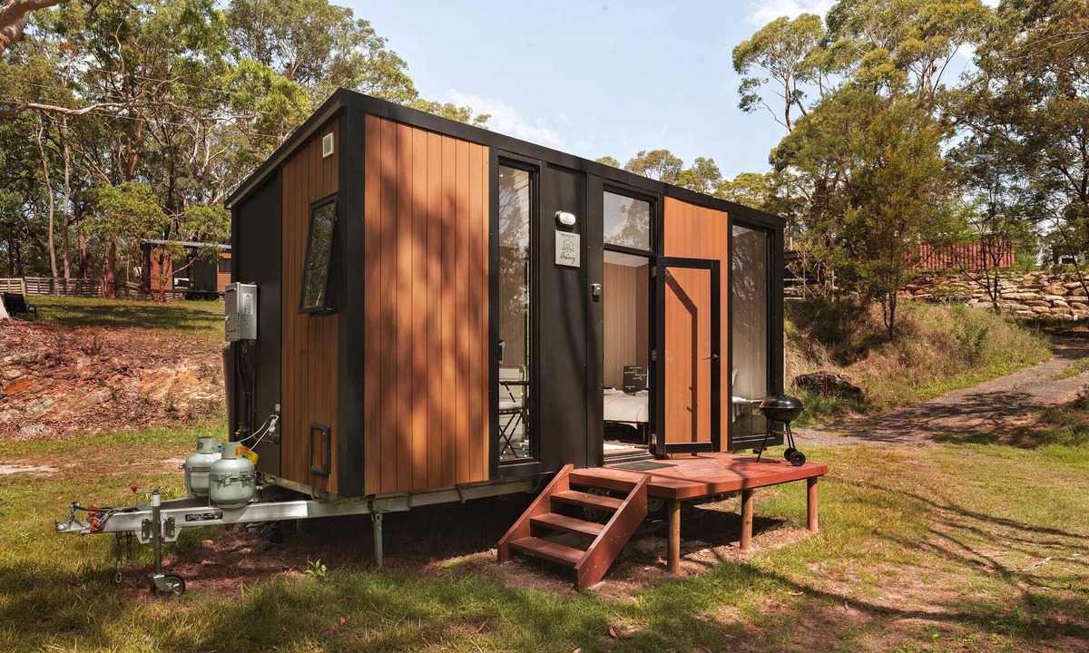 Maroota House | Maroota Greens JOY by Tiny Away