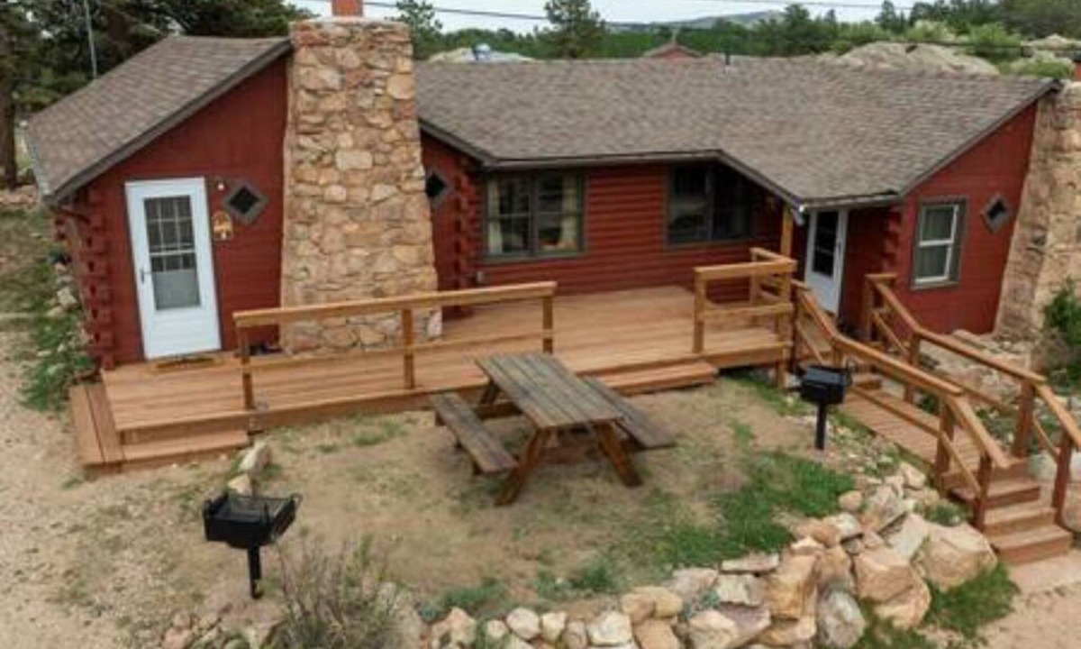 Red Feather Lakes Cabin | Marr's Mountain Cabins - Cabin 4