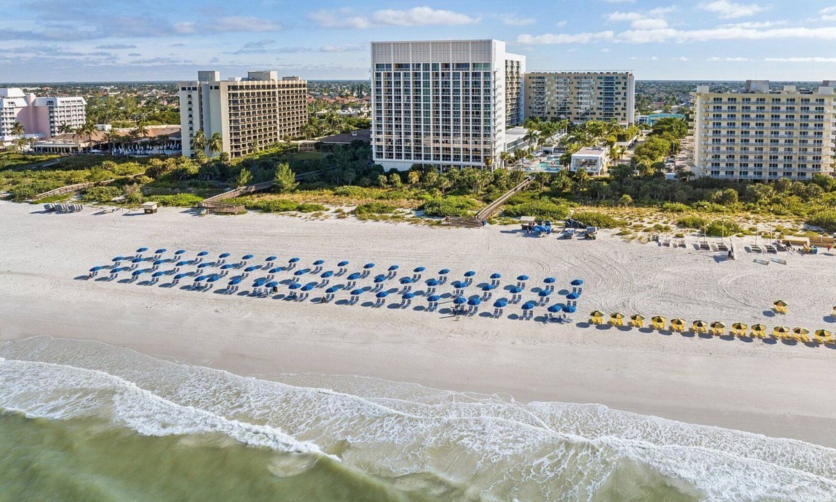 Marco Island Resort | Marriott Crystal Shores Two Bedroom Gulf View Villa