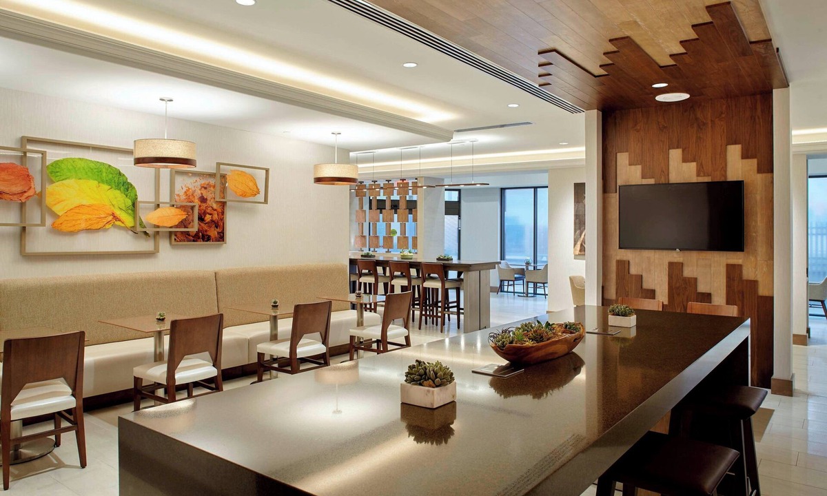 Windsor Hotel | Marriott Hartford/Windsor Airport