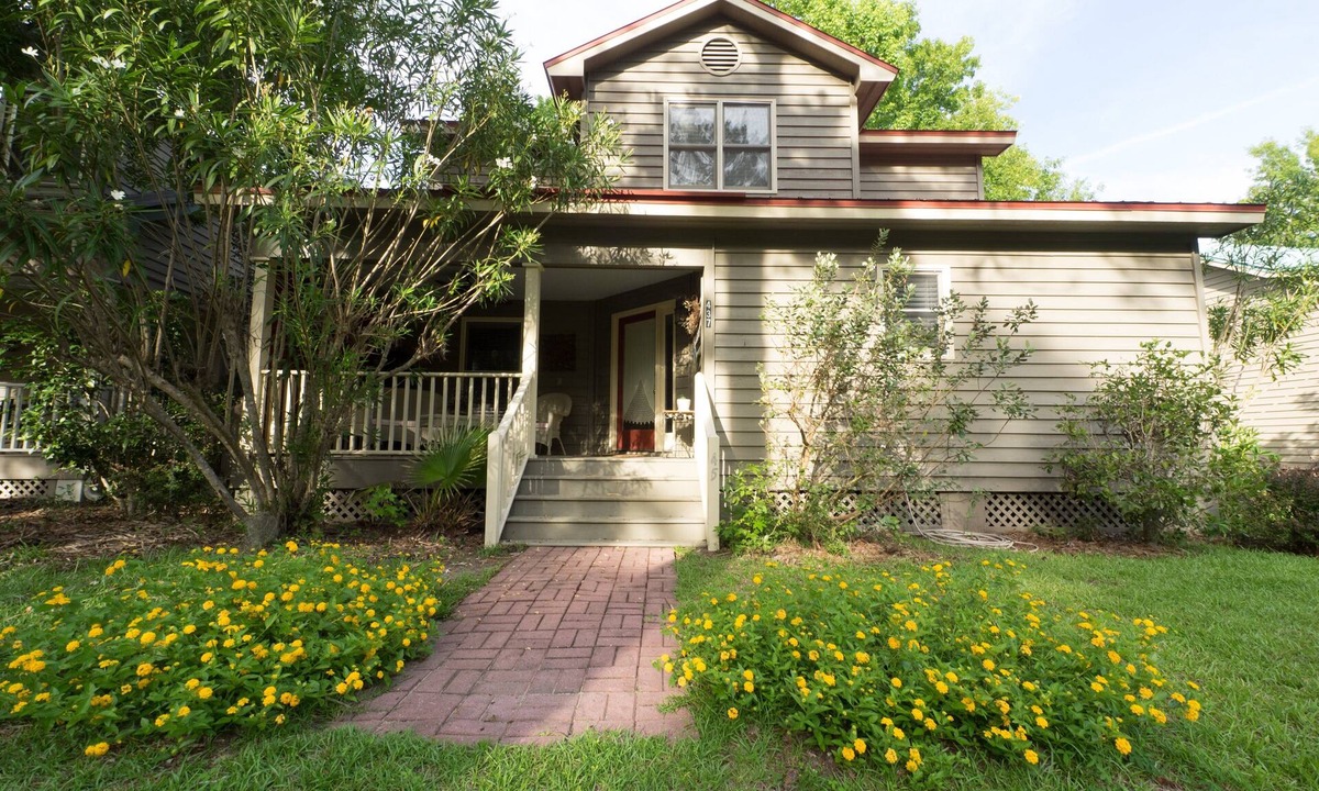 Knowles Island Plantation Cottage | Marsh-front Cottage where the Broad River begins - with a magnificent view!