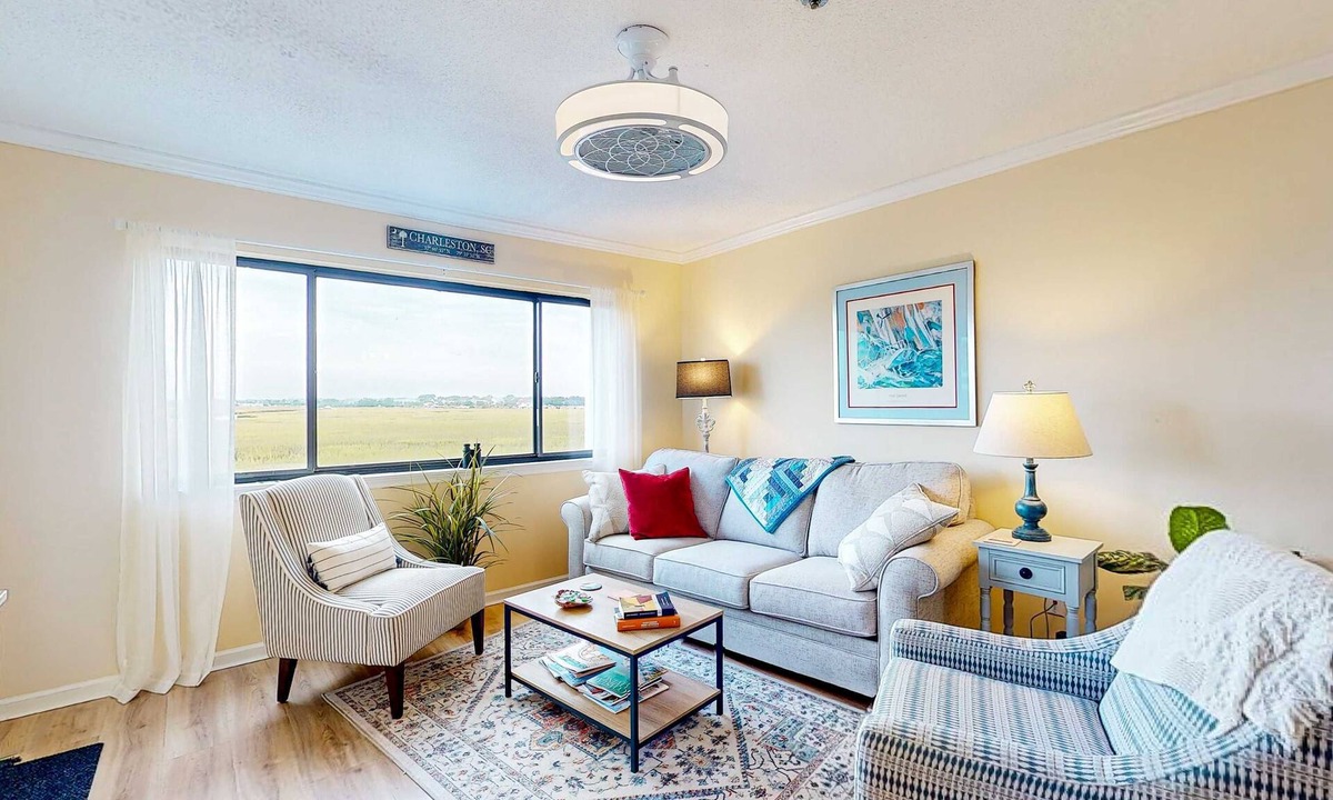Folly Beach Condo | Marsh-view condo with on-site pool, tennis, & private balcony