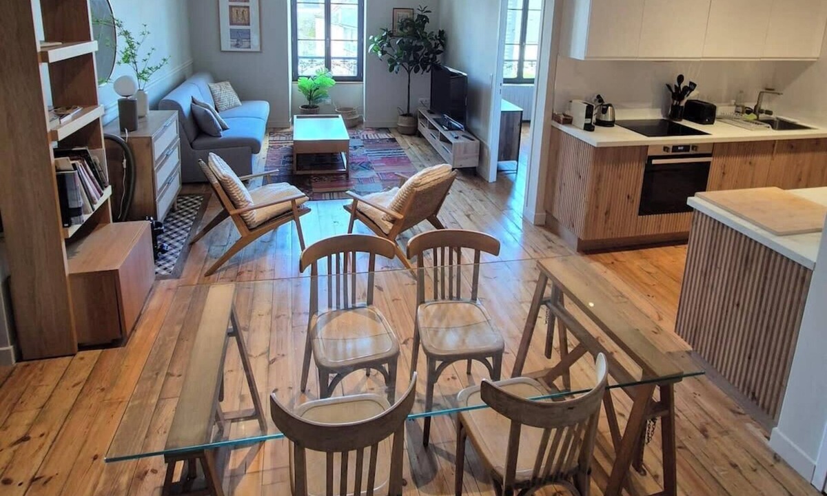 Martel Apartment | Martel entre amis, superbe duplex avec sauna