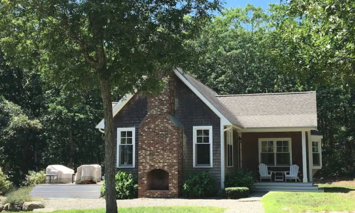 Tisbury Cottage | Martha's Vineyard Getaway Cottage